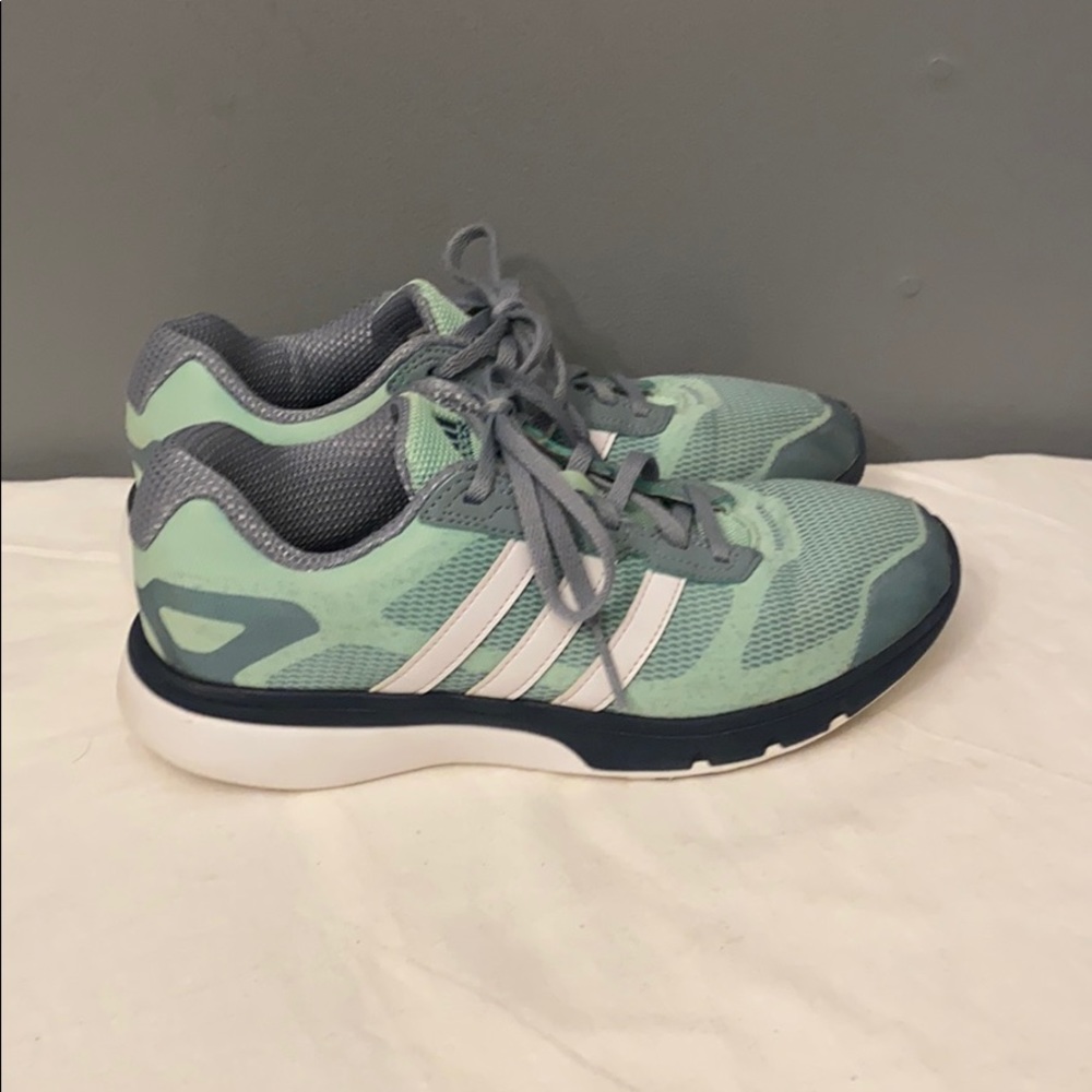 Adidas - Picture 2 of 7